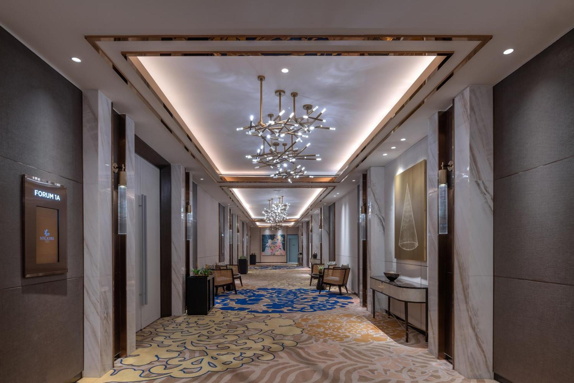 Solaire Resort North Quezon City Extérieur photo